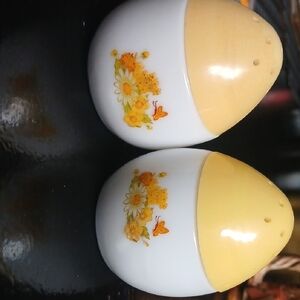 Floral Yellow and White Salt and Pepper Shakers